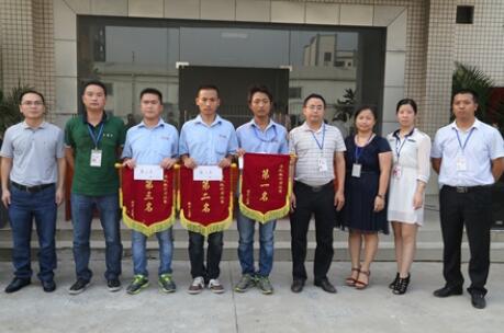 努力拼搏，打造最強(qiáng)執(zhí)行力團(tuán)隊(duì)——記棟方軍訓(xùn)匯演
